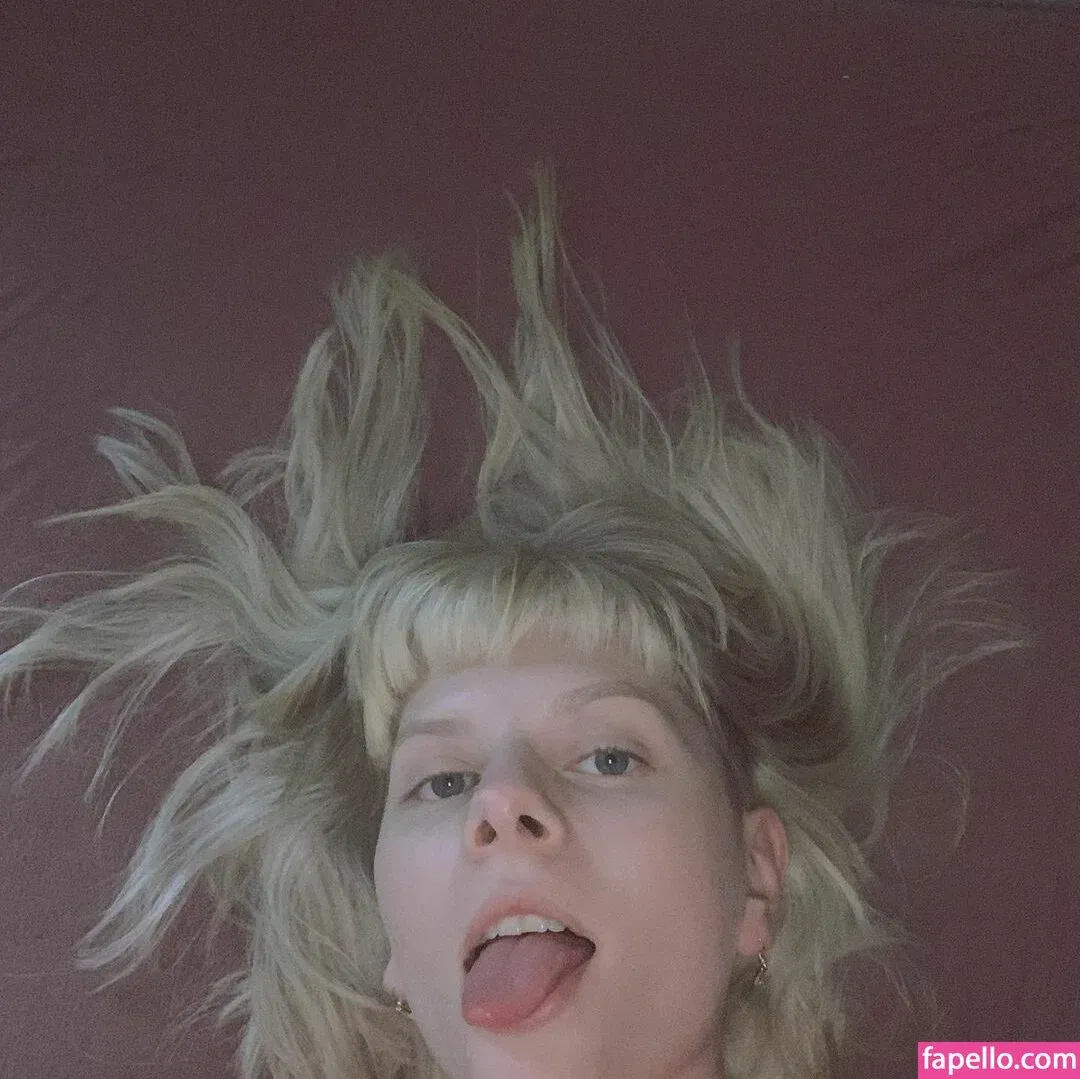 Aurora Aksnes Onlyfans Photo Gallery 