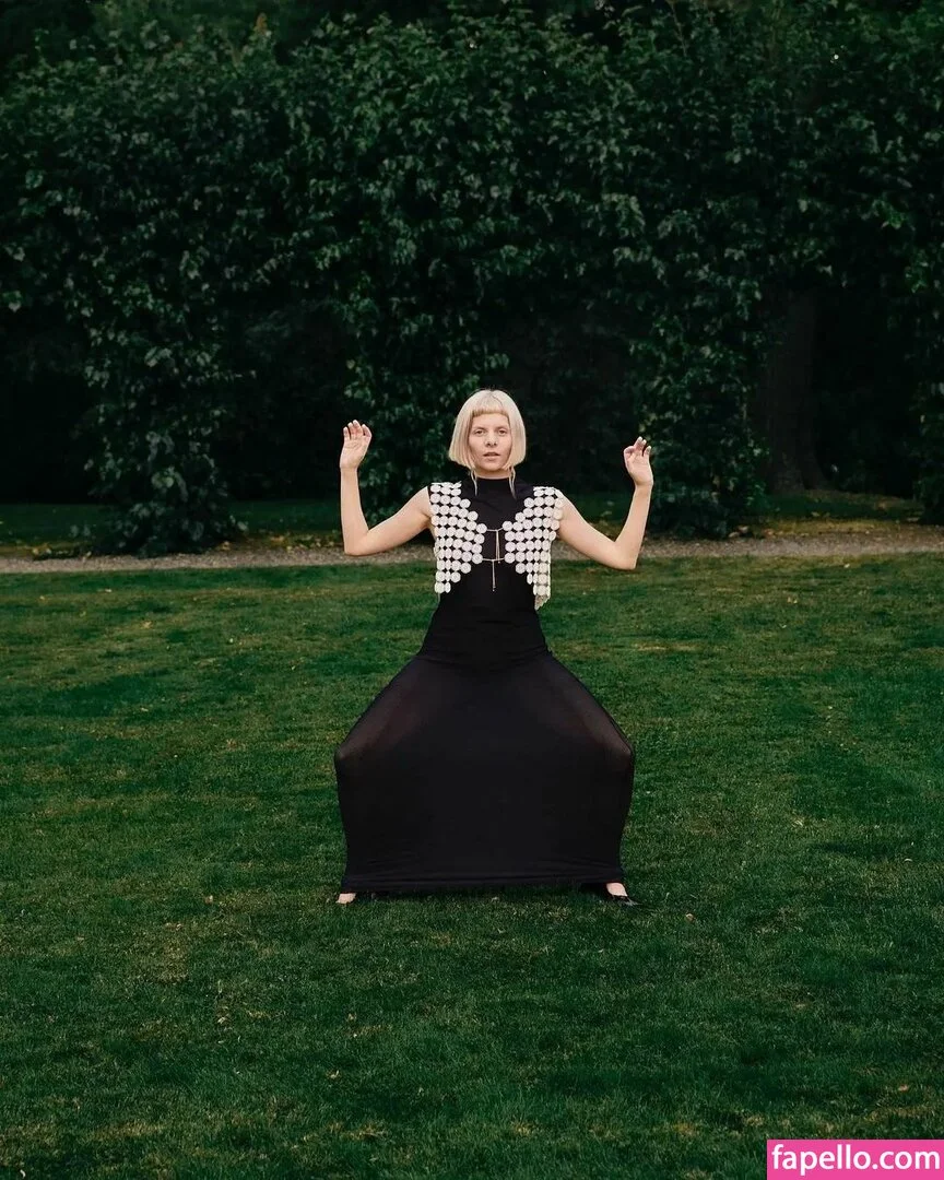 Aurora Aksnes Onlyfans Photo Gallery 