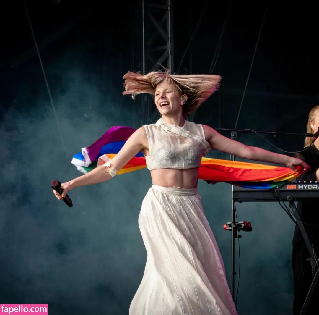 Aurora Aksnes Onlyfans Photo Gallery 