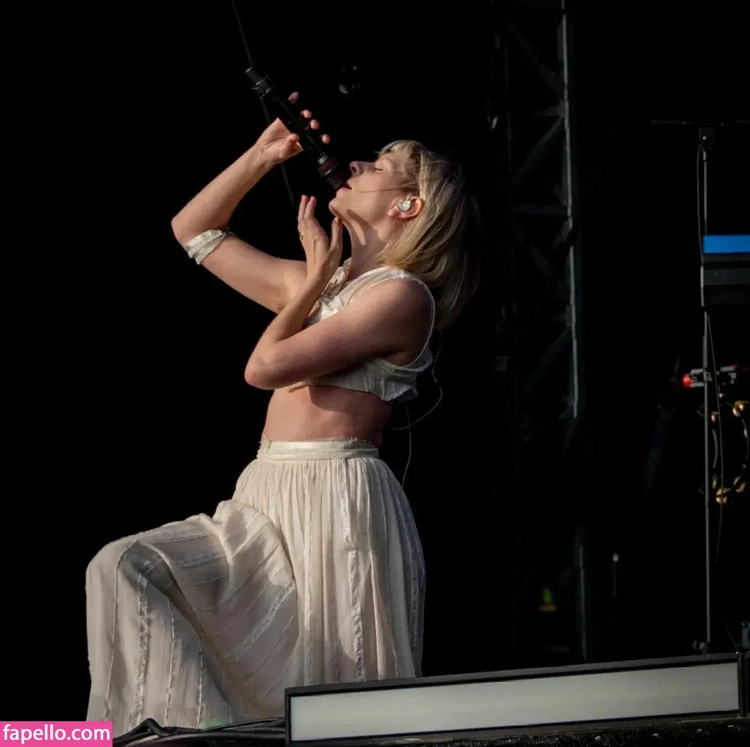 Aurora Aksnes Onlyfans Photo Gallery 