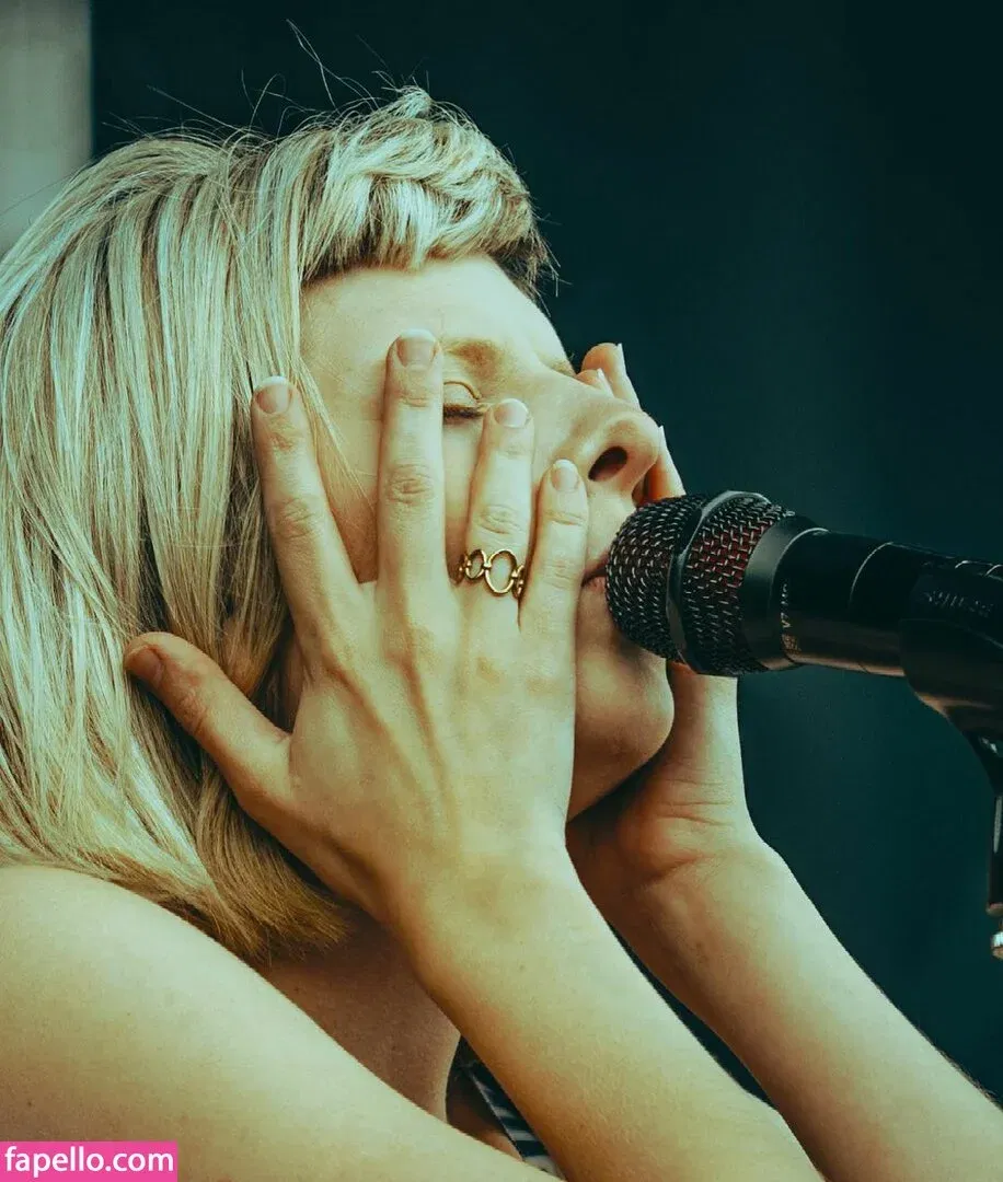 Aurora Aksnes Onlyfans Photo Gallery 