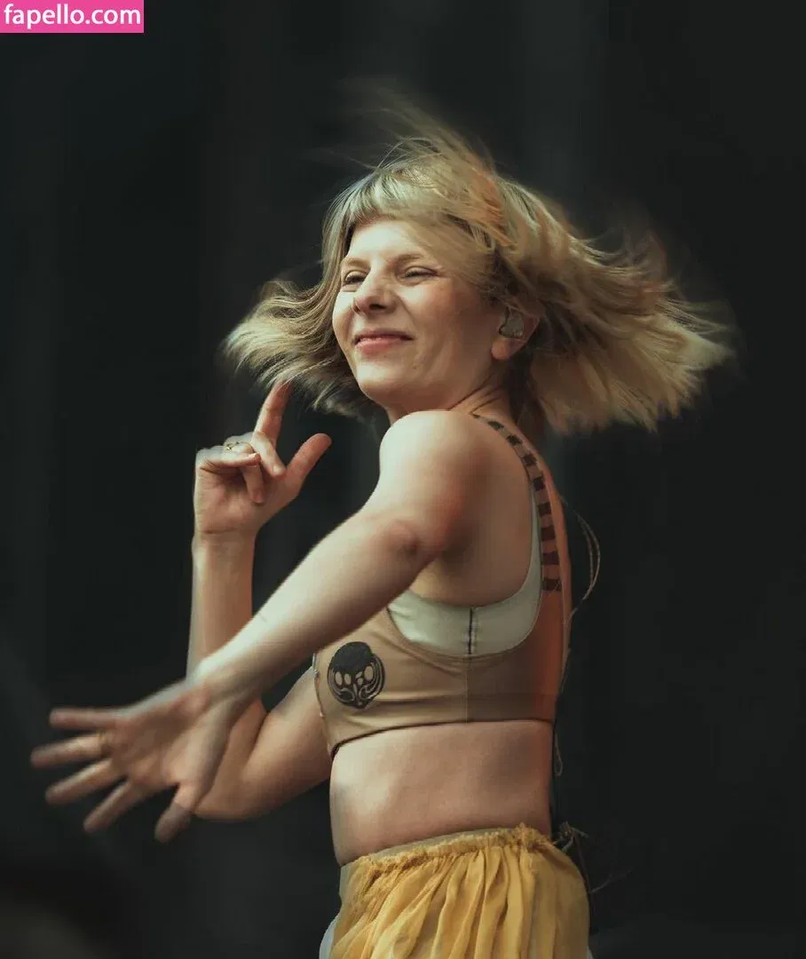 Aurora Aksnes Onlyfans Photo Gallery 