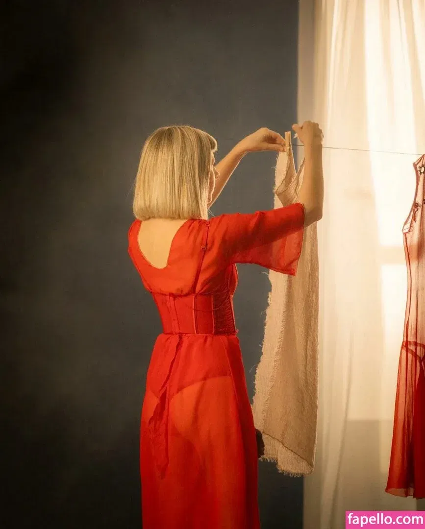 Aurora Aksnes Onlyfans Photo Gallery 