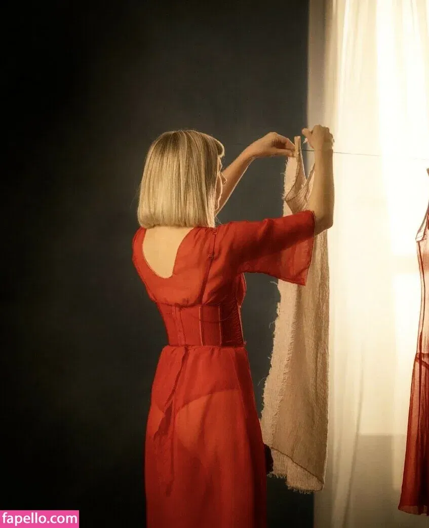 Aurora Aksnes Onlyfans Photo Gallery 