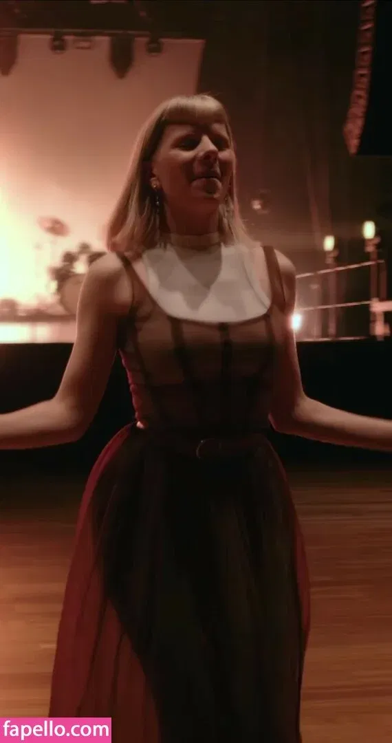 Aurora Aksnes Onlyfans Photo Gallery 