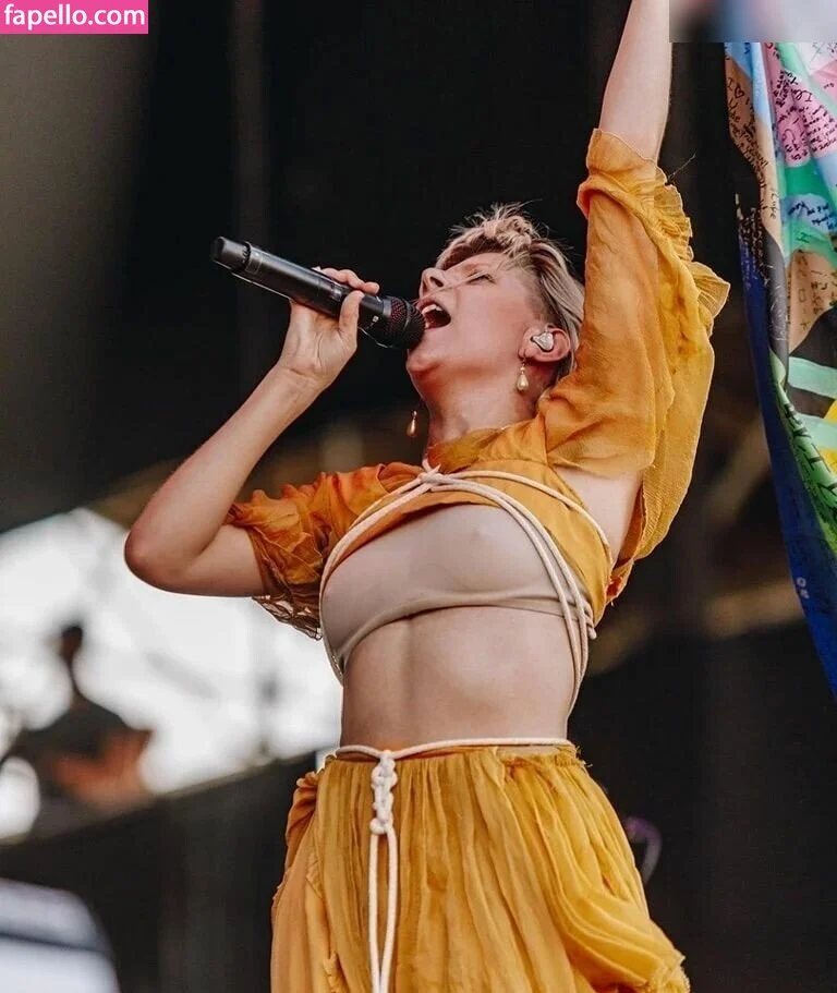 Aurora Aksnes Onlyfans Photo Gallery 