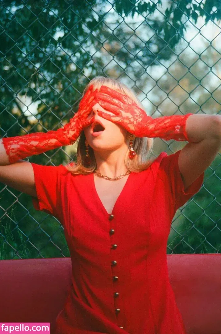 Aurora Aksnes Onlyfans Photo Gallery 