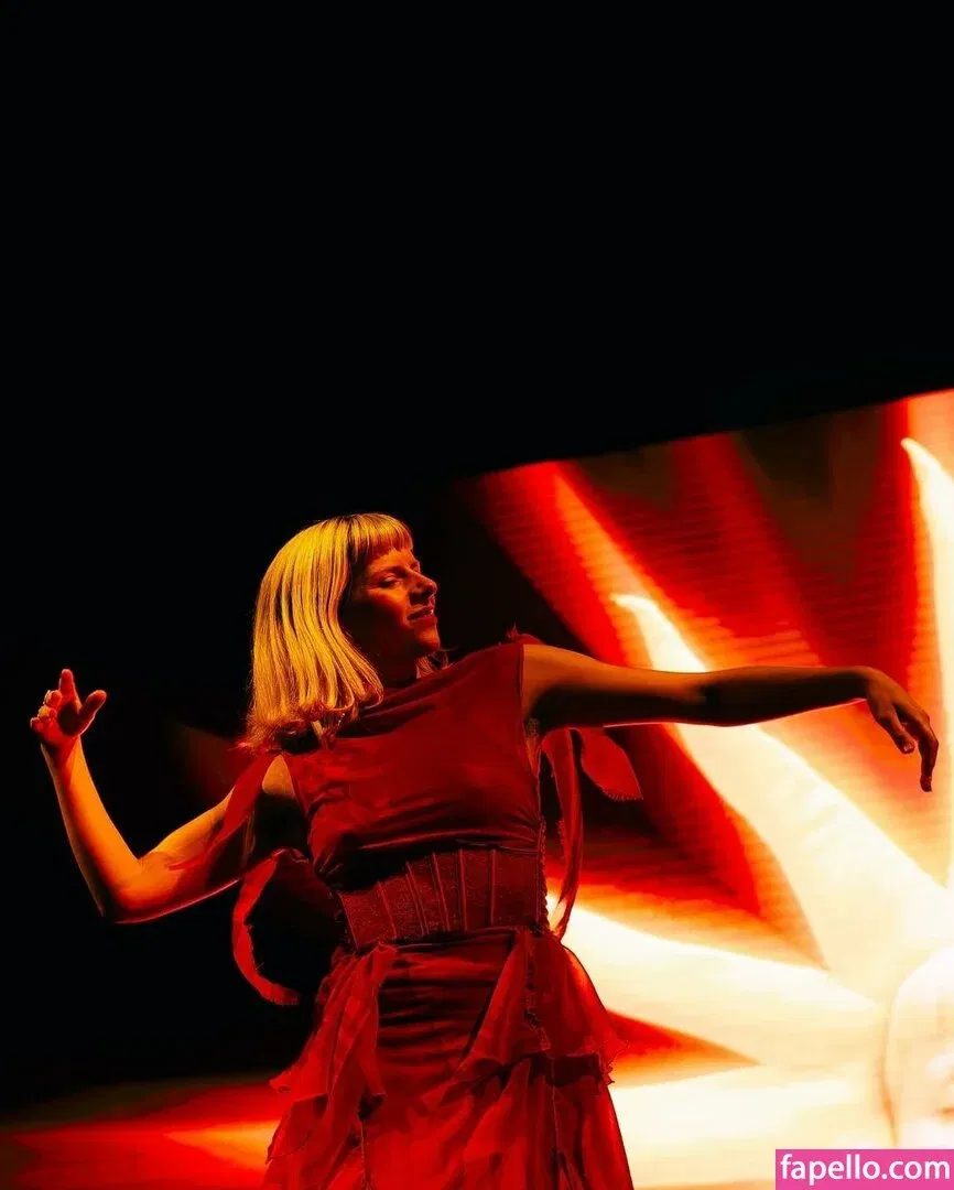 Aurora Aksnes Onlyfans Photo Gallery 