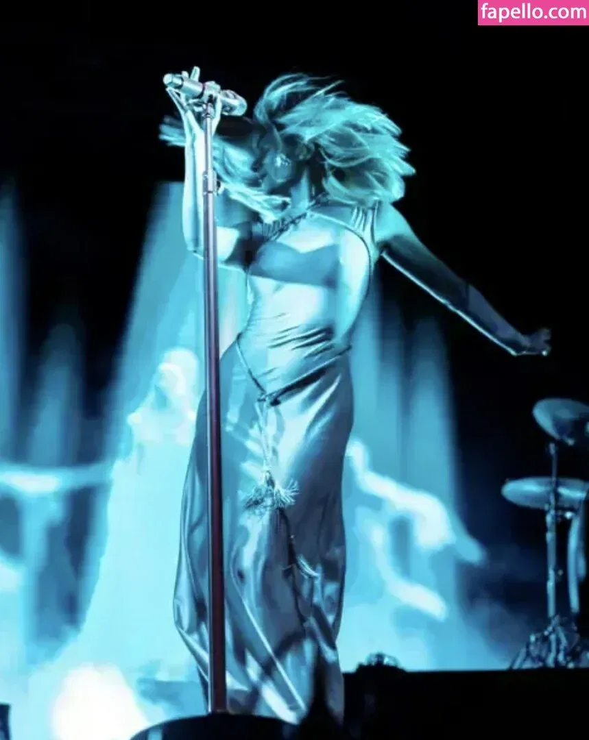 Aurora Aksnes Onlyfans Photo Gallery 