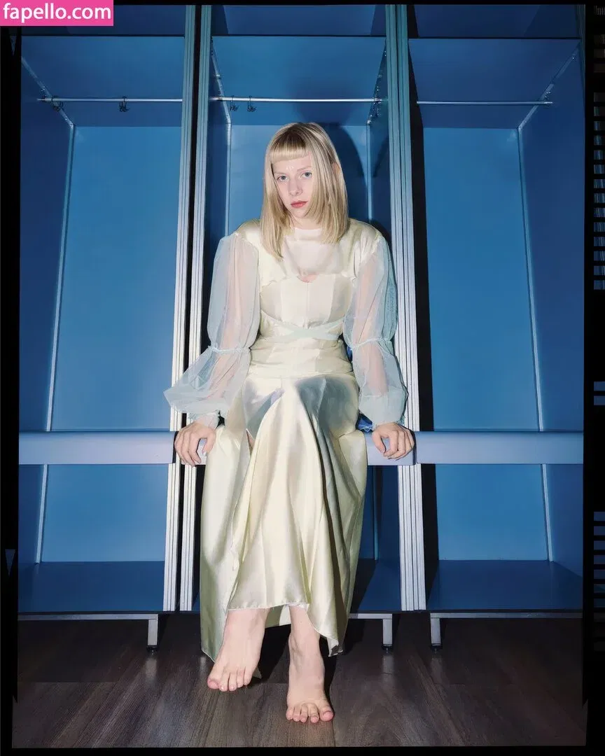 Aurora Aksnes Onlyfans Photo Gallery 