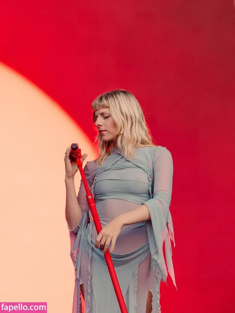 Aurora Aksnes Onlyfans Photo Gallery 