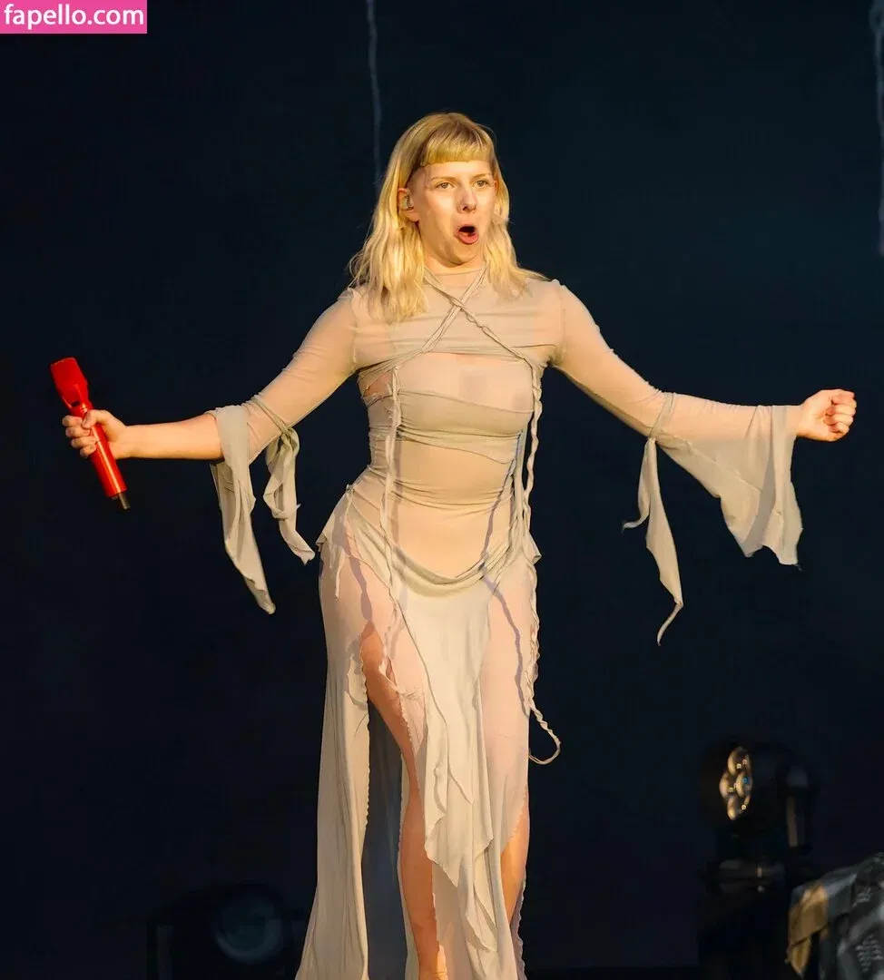 Aurora Aksnes Onlyfans Photo Gallery 