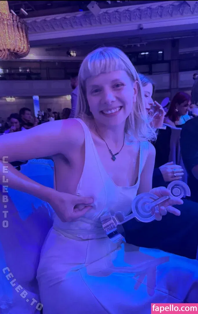 Aurora Aksnes Onlyfans Photo Gallery 