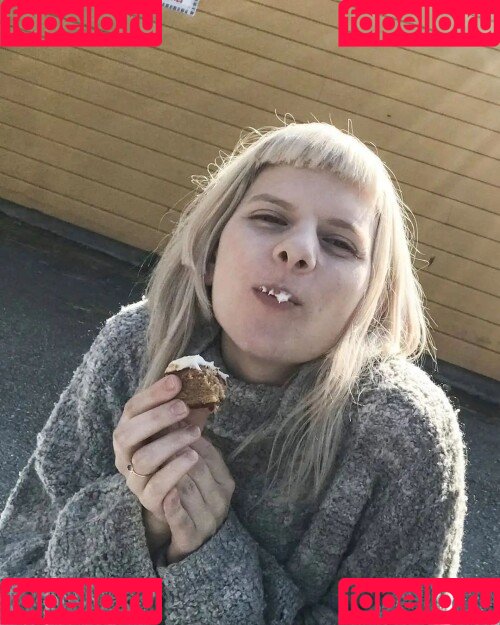 Aurora Aksnes Onlyfans Photo Gallery 