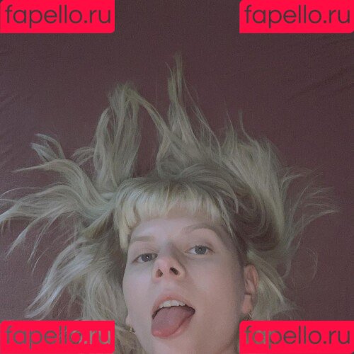 Aurora Aksnes Onlyfans Photo Gallery 