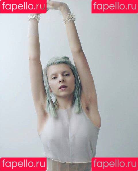 Aurora Aksnes Onlyfans Photo Gallery 