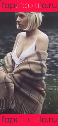 Aurora Aksnes Onlyfans Photo Gallery 