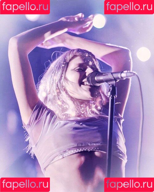 Aurora Aksnes Onlyfans Photo Gallery 