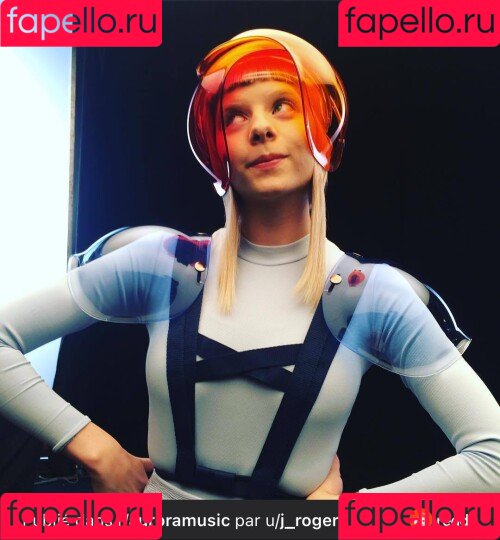 Aurora Aksnes Onlyfans Photo Gallery 