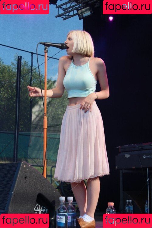 Aurora Aksnes Onlyfans Photo Gallery 