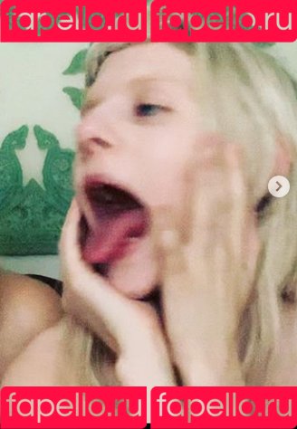 Aurora Aksnes Onlyfans Photo Gallery 