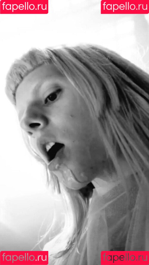 Aurora Aksnes Onlyfans Photo Gallery 