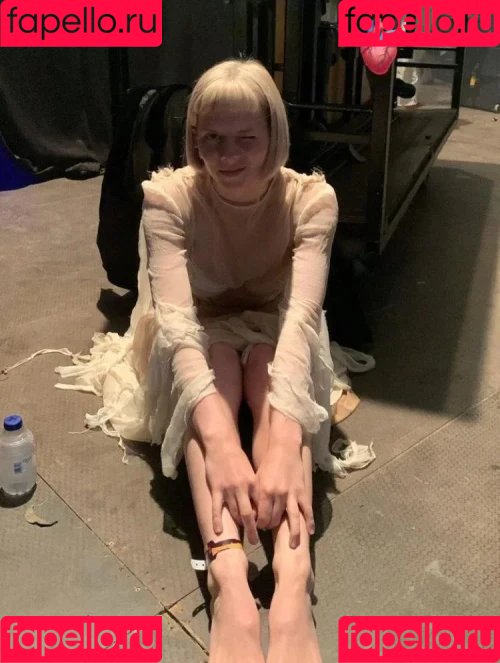 Aurora Aksnes Onlyfans Photo Gallery 