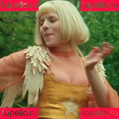 Aurora Aksnes Onlyfans Photo Gallery 