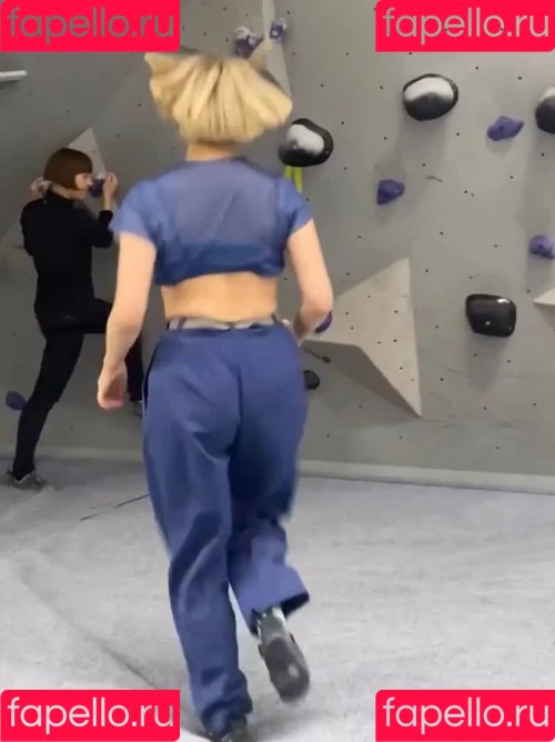 Aurora Aksnes Onlyfans Photo Gallery 