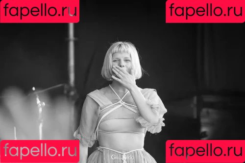 Aurora Aksnes Onlyfans Photo Gallery 