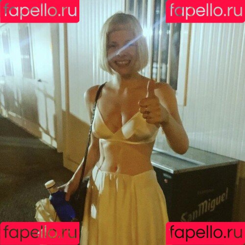 Aurora Aksnes Onlyfans Photo Gallery 