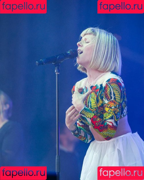 Aurora Aksnes Onlyfans Photo Gallery 