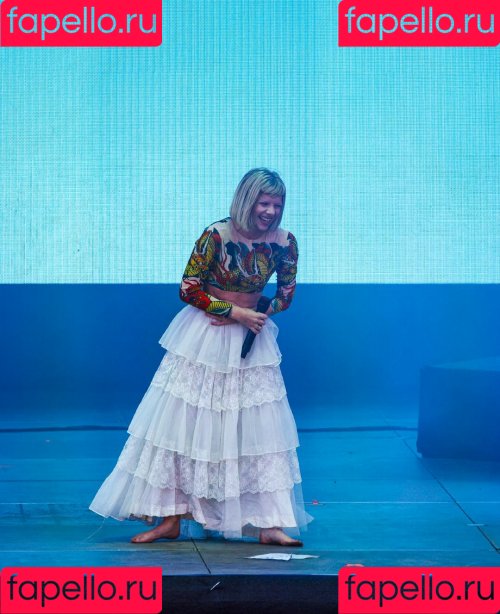 Aurora Aksnes Onlyfans Photo Gallery 