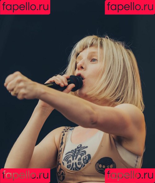 Aurora Aksnes Onlyfans Photo Gallery 