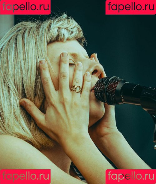 Aurora Aksnes Onlyfans Photo Gallery 