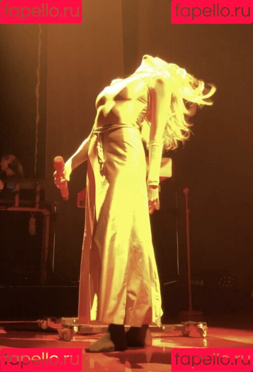 Aurora Aksnes Onlyfans Photo Gallery 