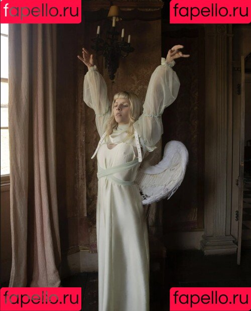 Aurora Aksnes Onlyfans Photo Gallery 