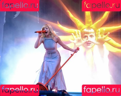 Aurora Aksnes Onlyfans Photo Gallery 