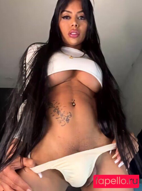 Valeria Remintons Nude Onlyfans Photo 8