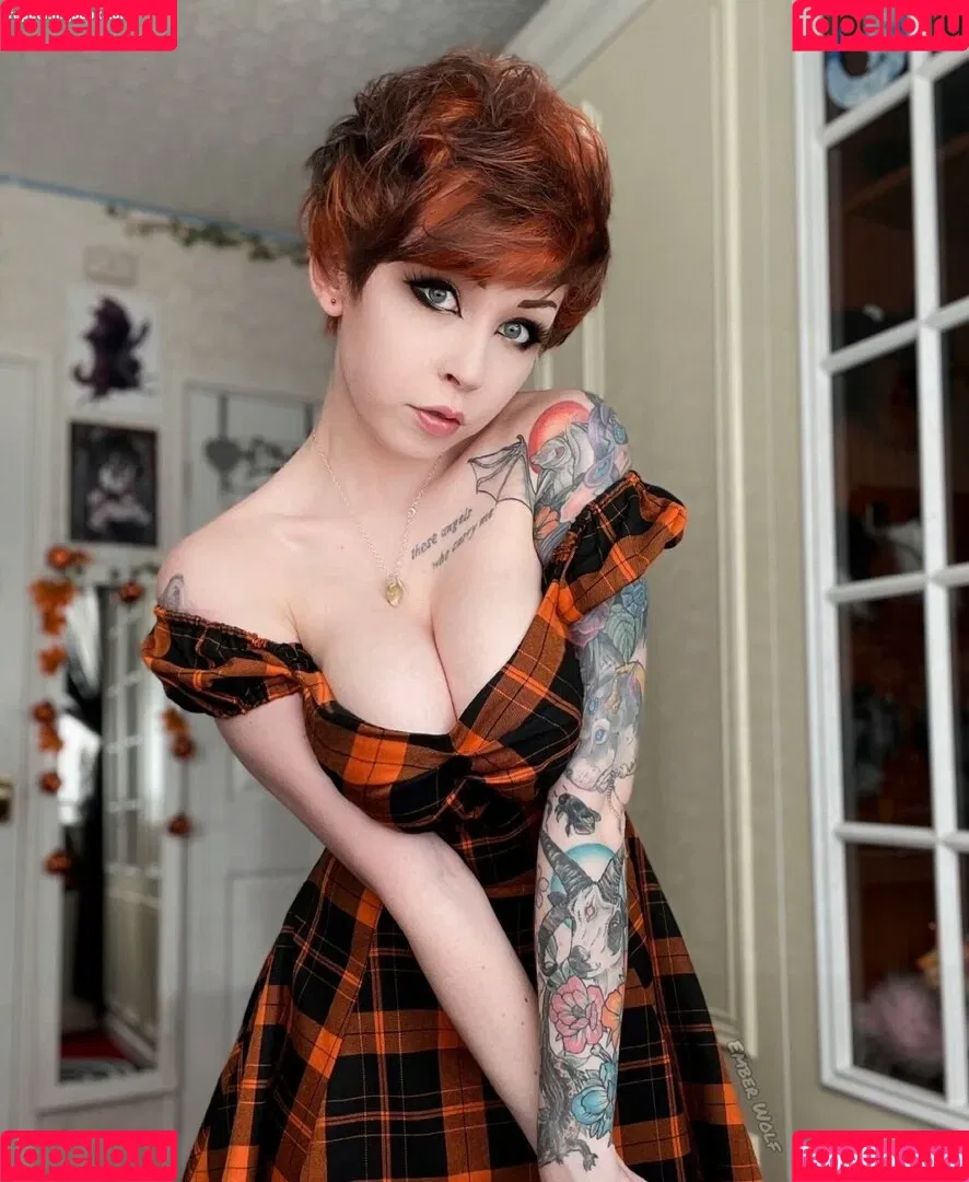 Emberwolf Onlyfans Photo Gallery 