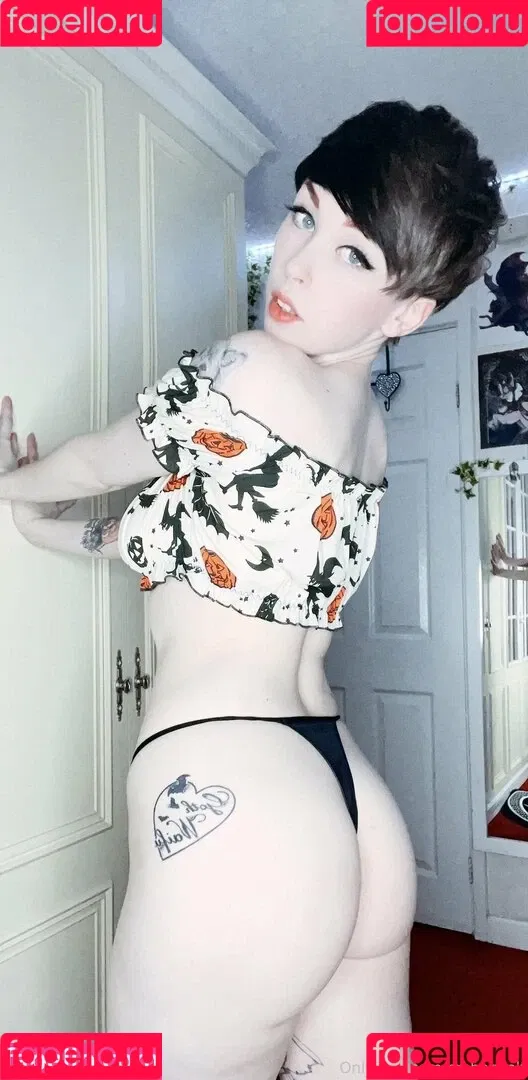 Emberwolf Onlyfans Photo Gallery 