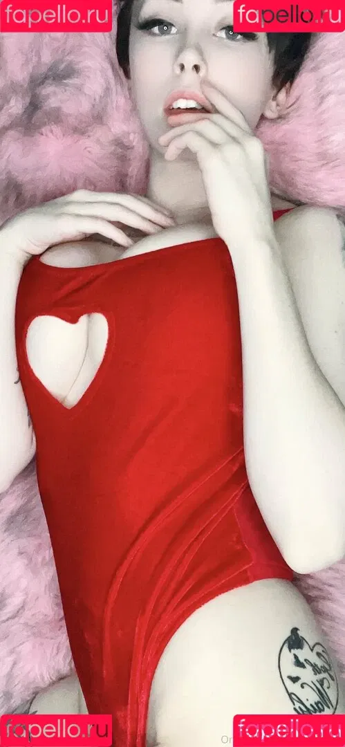 Emberwolf Onlyfans Photo Gallery 
