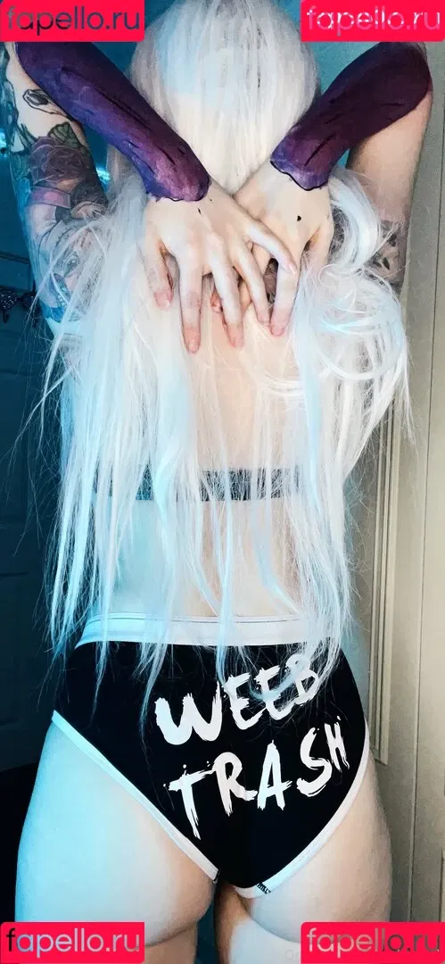 Emberwolf Onlyfans Photo Gallery 
