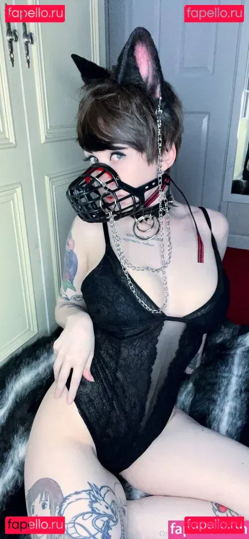 Emberwolf Onlyfans Photo Gallery 