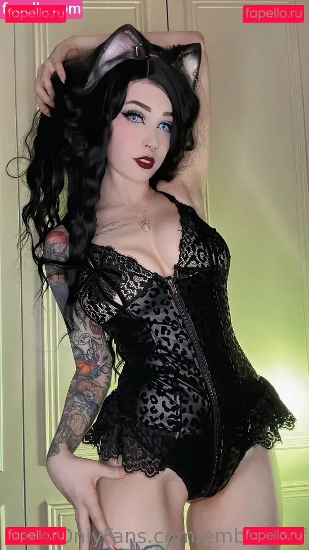 Emberwolf Onlyfans Photo Gallery 