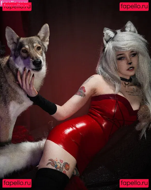 Emberwolf Onlyfans Photo Gallery 