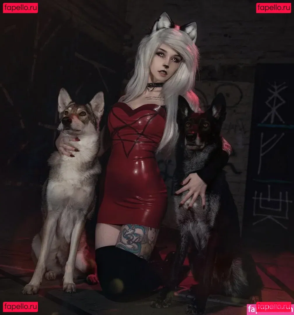 Emberwolf Onlyfans Photo Gallery 