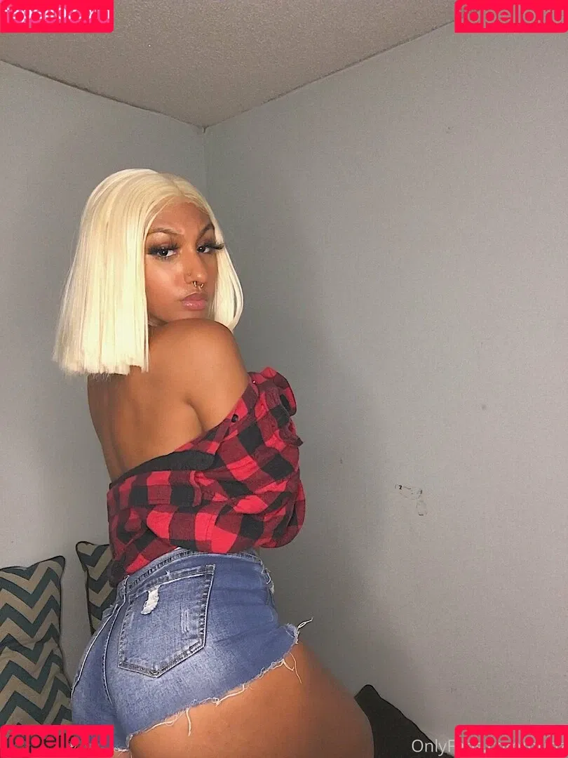 burlz Onlyfans Photo Gallery 