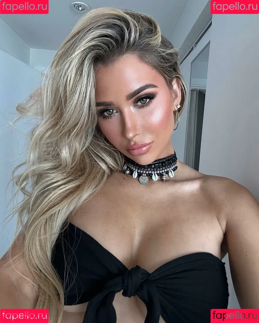 Nikita Sullivan Onlyfans Photo Gallery 