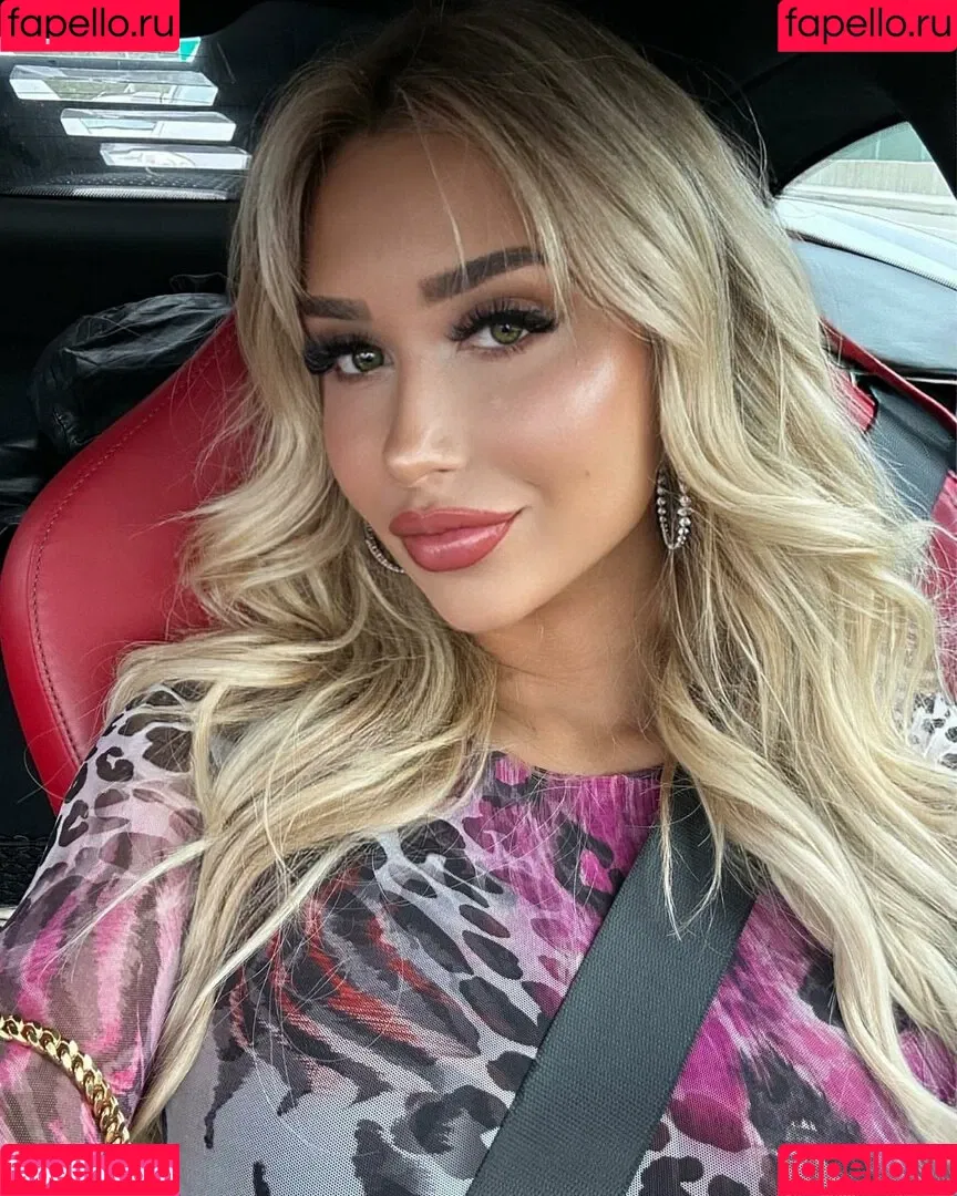 Nikita Sullivan Onlyfans Photo Gallery 